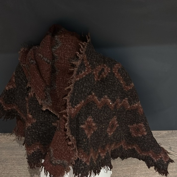 Wilfred Diamond Mosaic wool burgundy grey Reversible Blanket Scarf - Picture 13 of 15